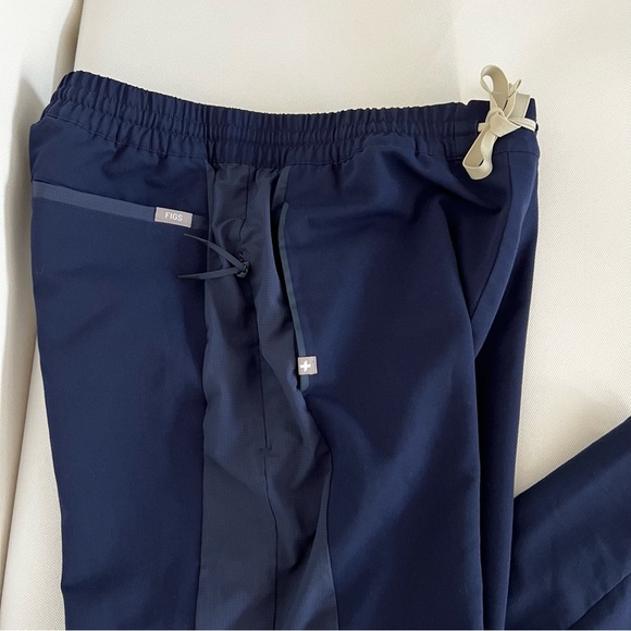 Figs Technical Collection Size Large Navy Blue Contrast Of Fabric 7 pockets Pant - Picture 4 of 13